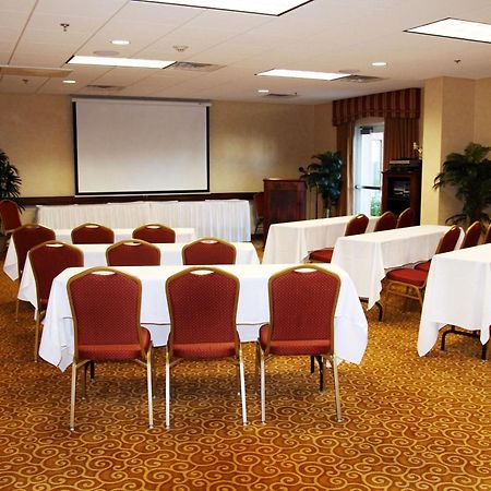 Hampton Inn & Suites Redding Bagian luar foto