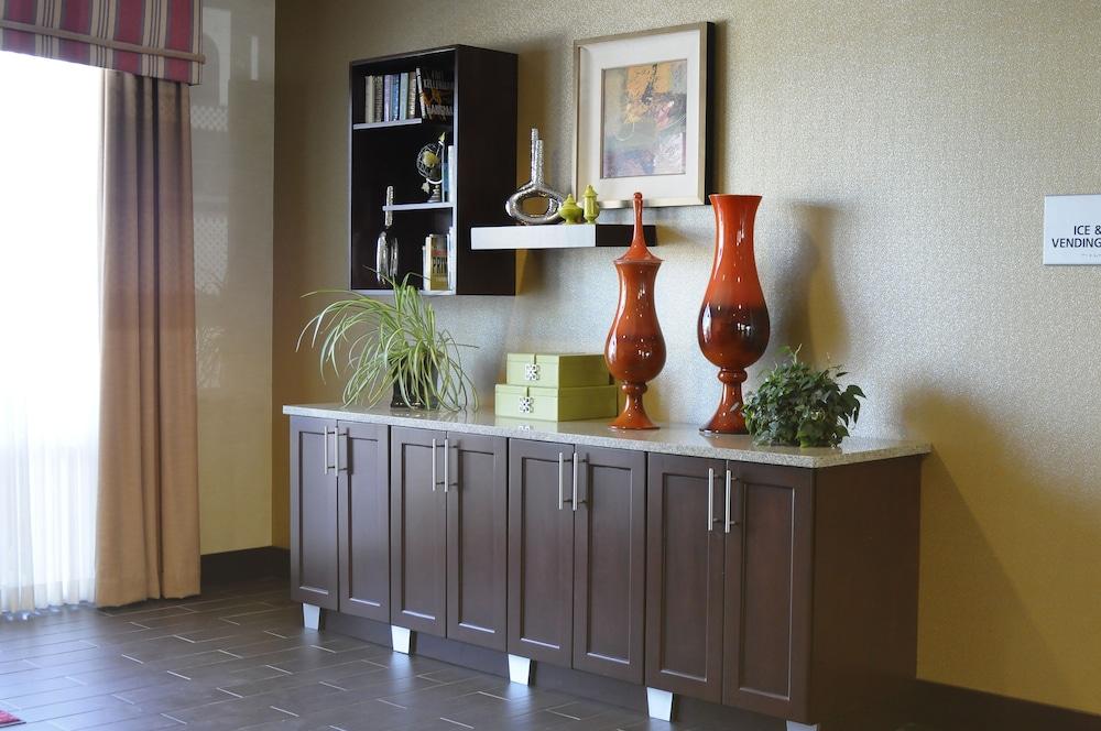 Hampton Inn & Suites Redding Bagian luar foto