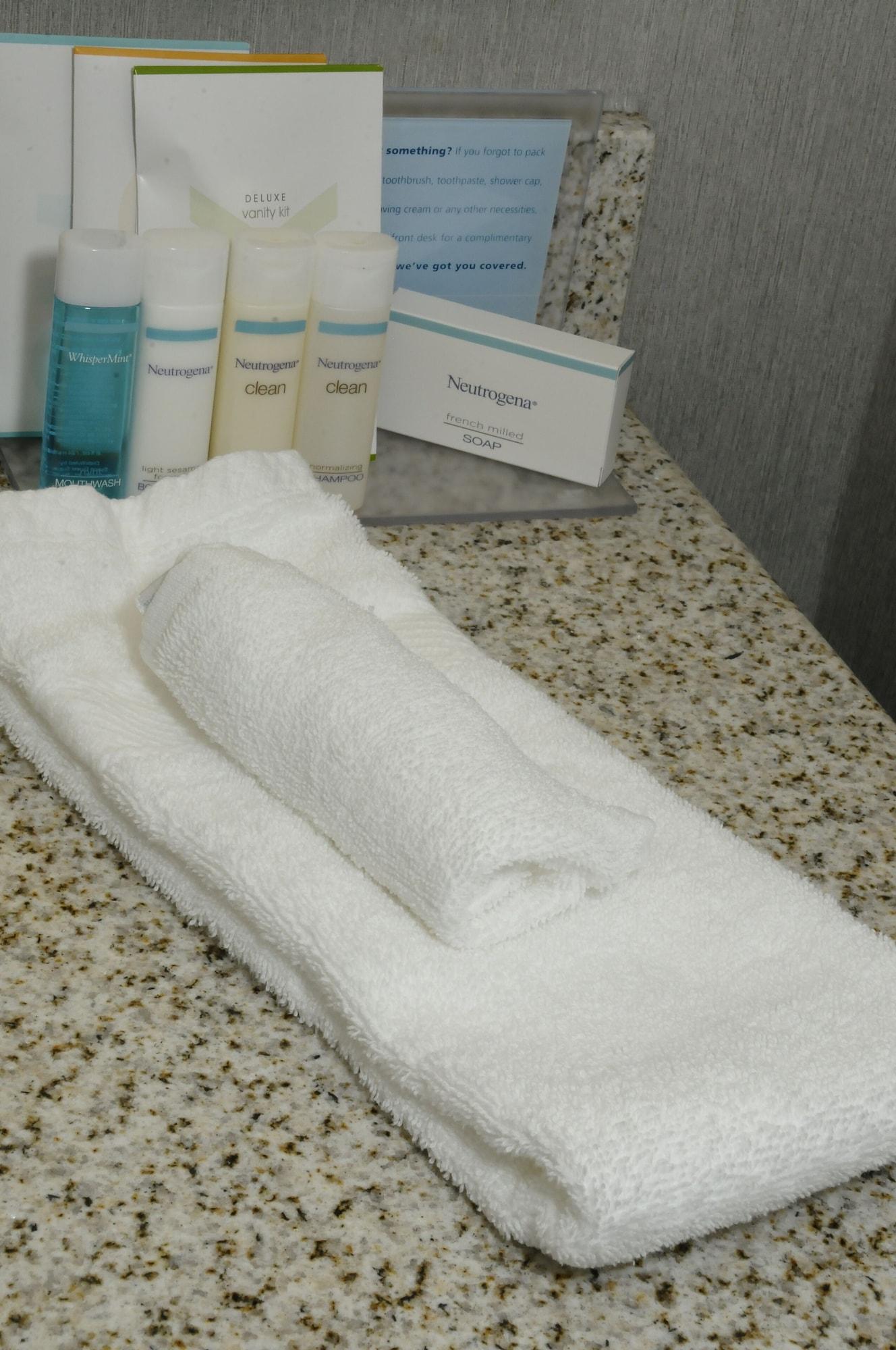Hampton Inn & Suites Redding Bagian luar foto