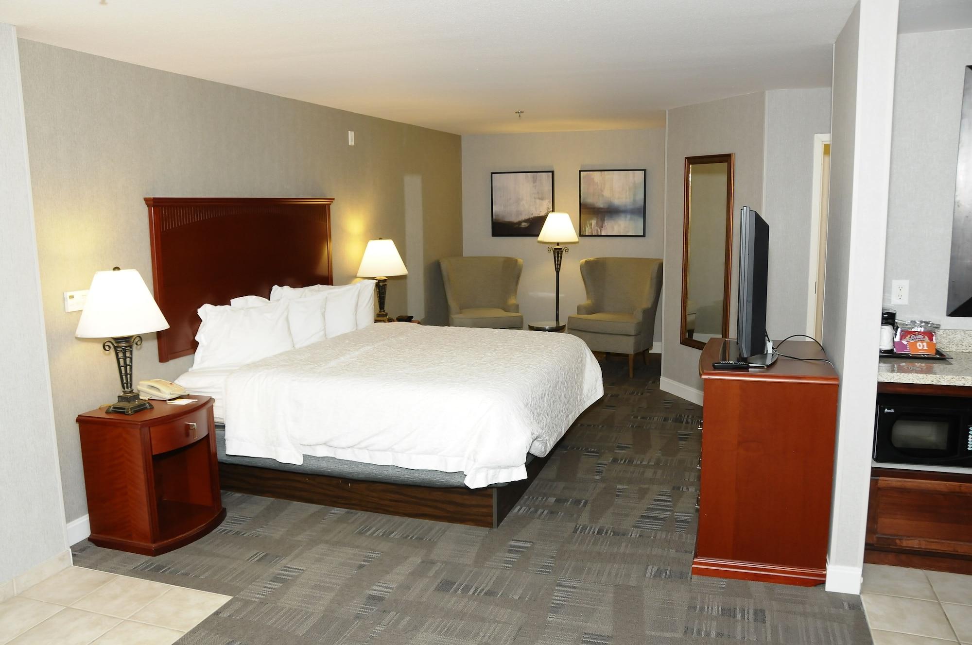 Hampton Inn & Suites Redding Bagian luar foto