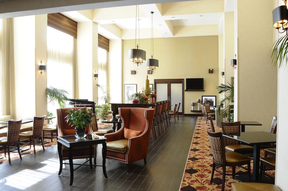 Hampton Inn & Suites Redding Bagian luar foto